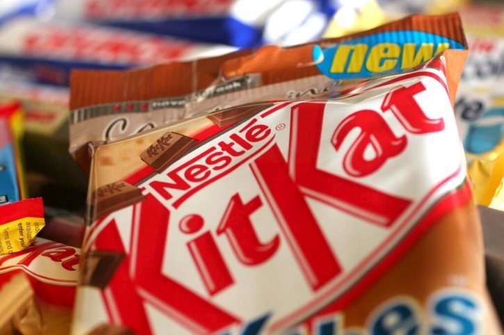 L'usine Nestlé de Toronto fabrique notamment des Kitkat, des Smarties, la barre chocolatée Aero ainsi que des produits de la marque canadienne Coffee Crisp (archives). © KEYSTONE/EPA/LAWRENCE LOOI (STF)